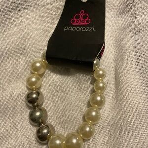Paparazzi Silver and White Pearl Bracelet